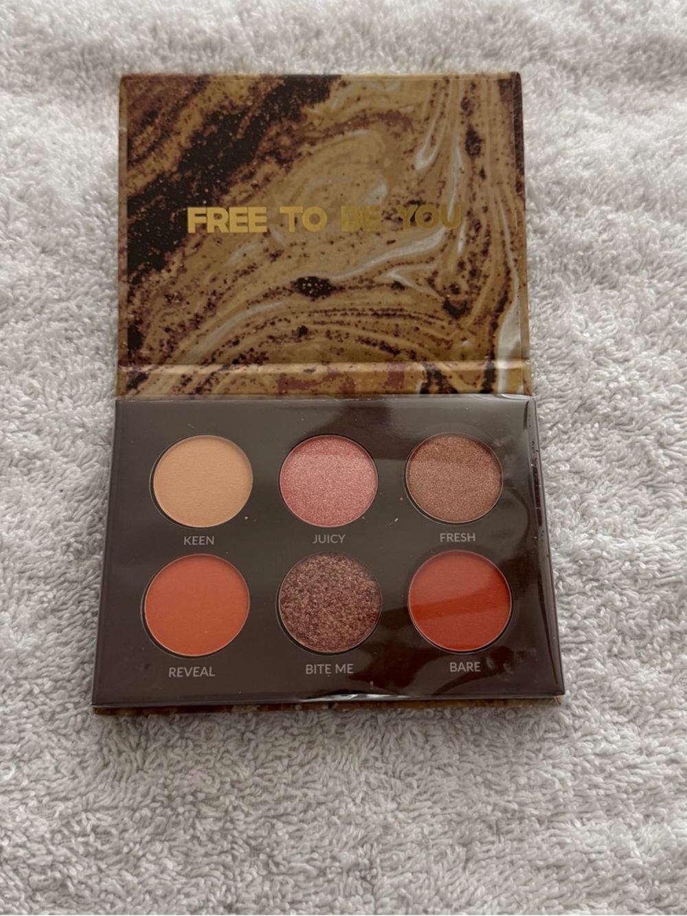 BH Cosmetics Nude Ego Peach Emoji Brand New Sealed No Box.
